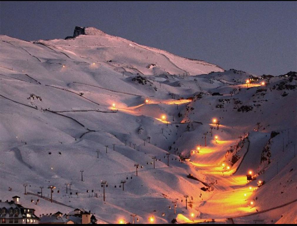 Residencial Veleta Asn Villa Sierra Nevada Exteriör bild